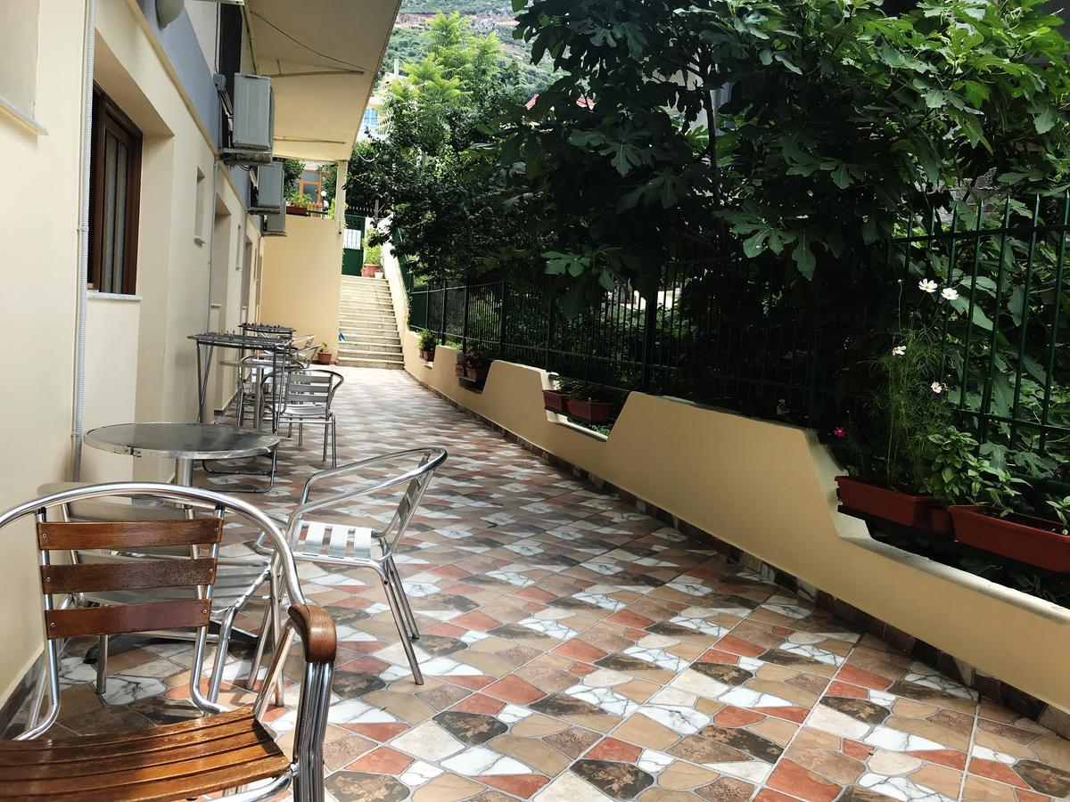 Flutura Apartments Vlorë Eksteriør bilde